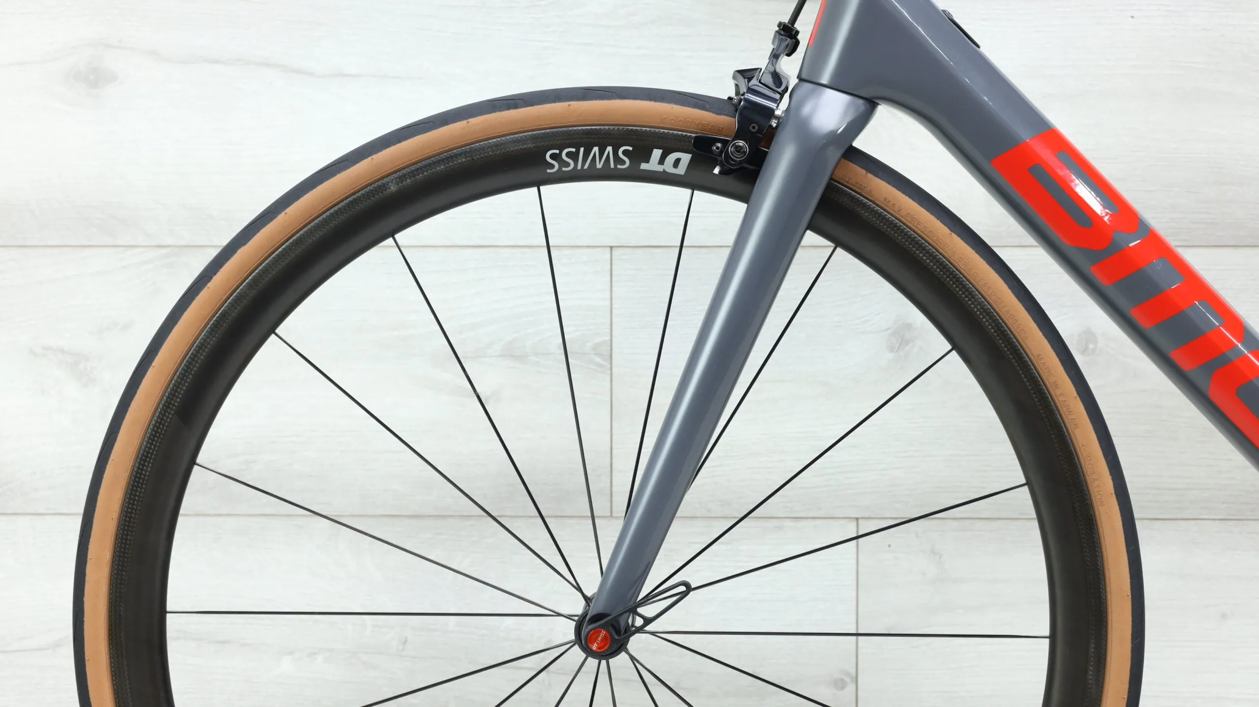 2019 BMC Teammachine SLR01 ONE  Road Bike - 58cm