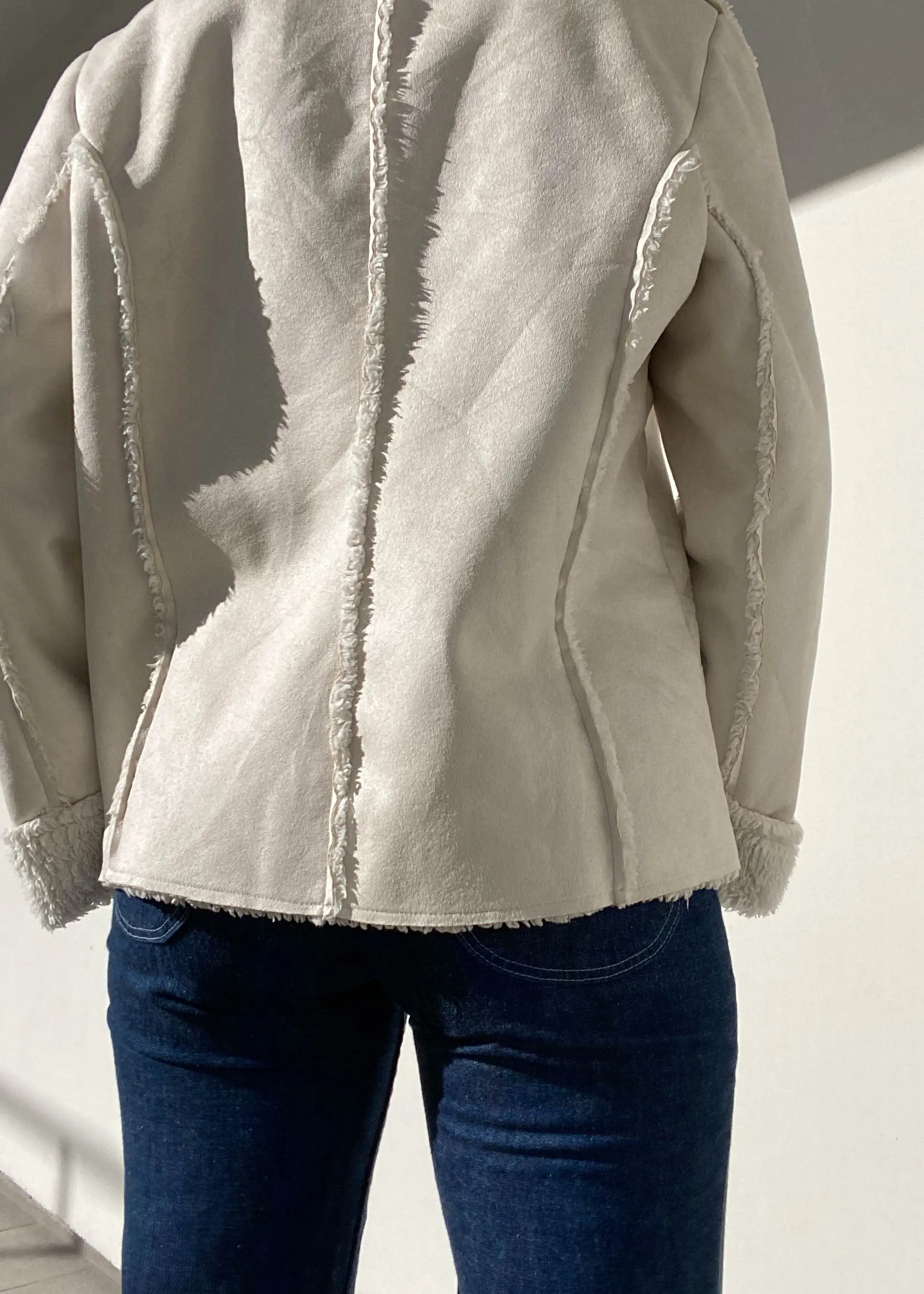 90's Cream Faux Suede & Sherpa Jacket (M)