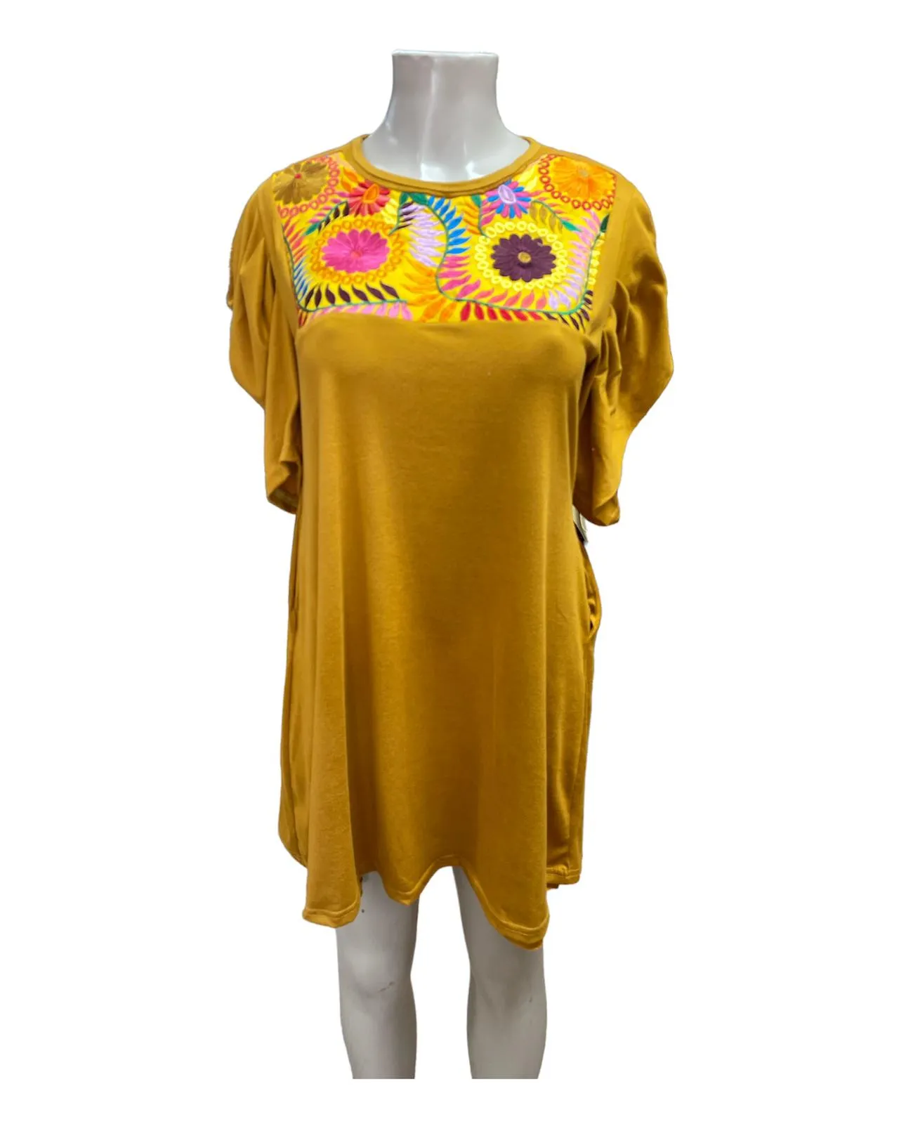 Artesana Embroidered Dress with Pockets