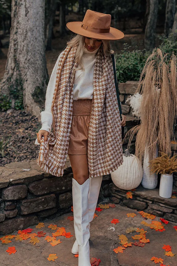 Autumn Sunshine Houndstooth Scarf In Camel