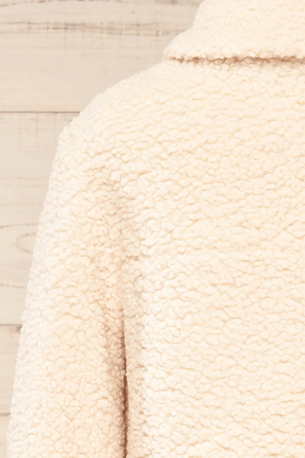 Hualpen | Boxy Ivory Sherpa Jacket