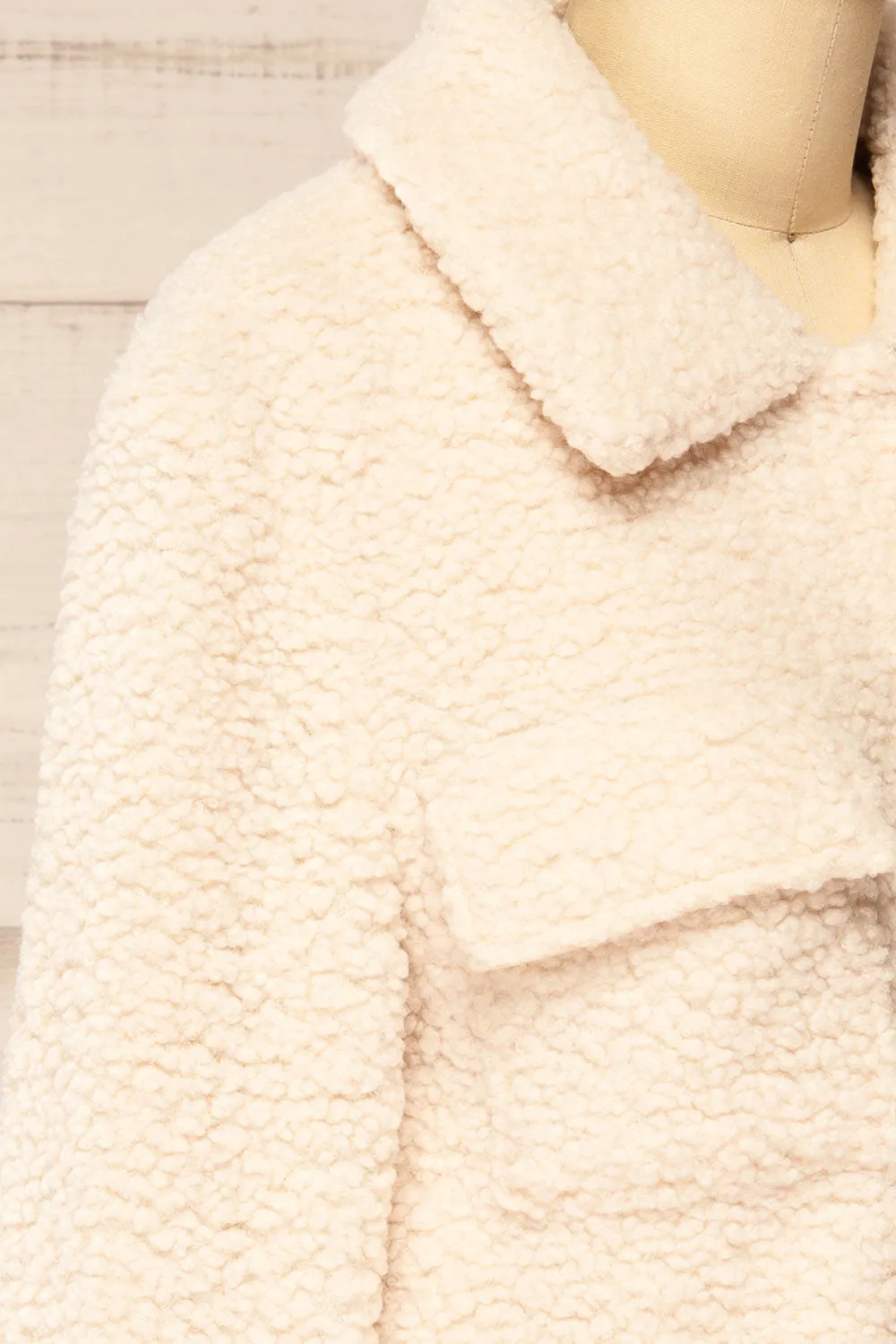 Hualpen | Boxy Ivory Sherpa Jacket