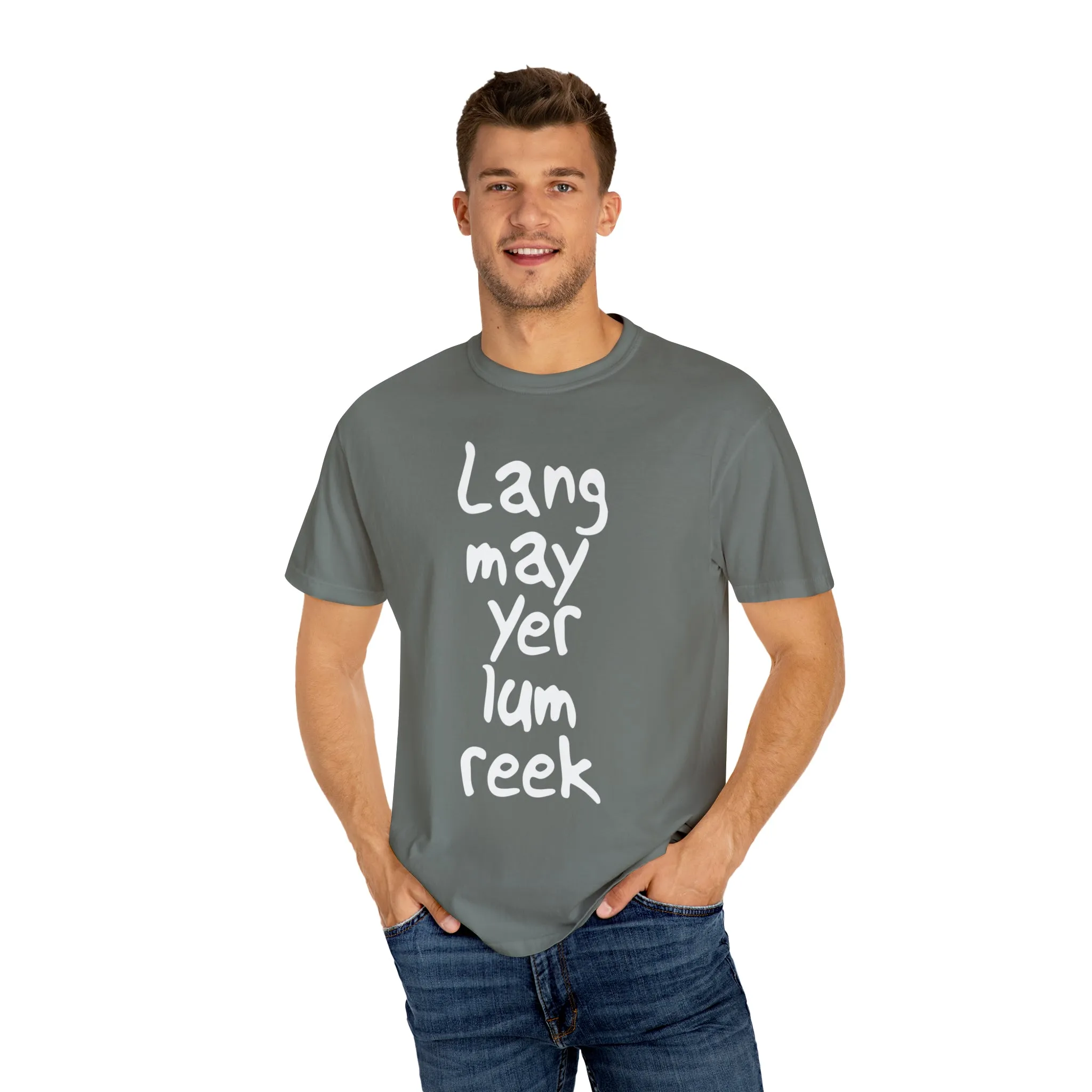 Lang May Yer Lum Reek Unisex Tee: Celebrating Scotland