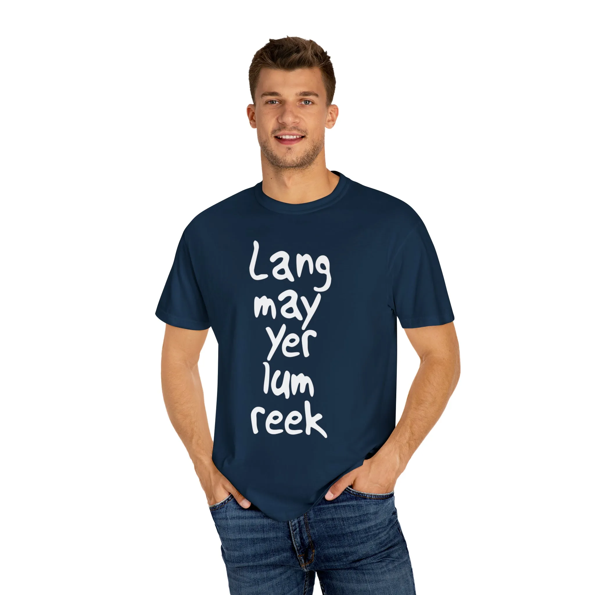Lang May Yer Lum Reek Unisex Tee: Celebrating Scotland