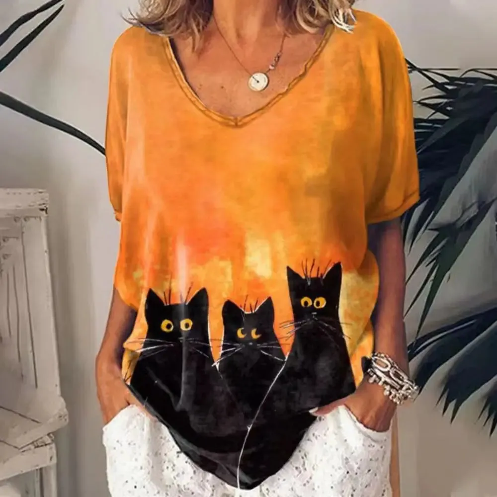 Retro Anime Cat Graphic Women's T-Shirt - Summer Streetwear Chic