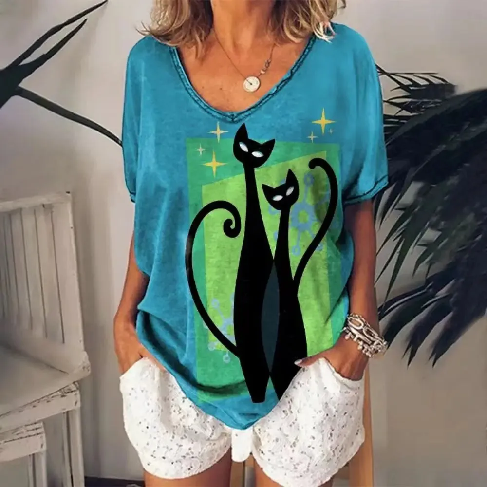 Retro Anime Cat Graphic Women's T-Shirt - Summer Streetwear Chic