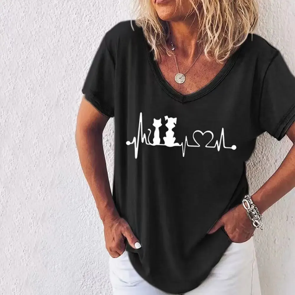 Retro Anime Cat Graphic Women's T-Shirt - Summer Streetwear Chic