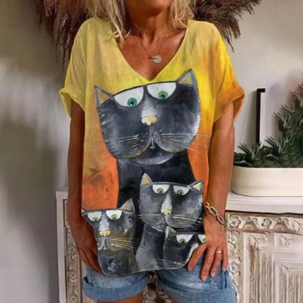 Retro Anime Cat Graphic Women's T-Shirt - Summer Streetwear Chic