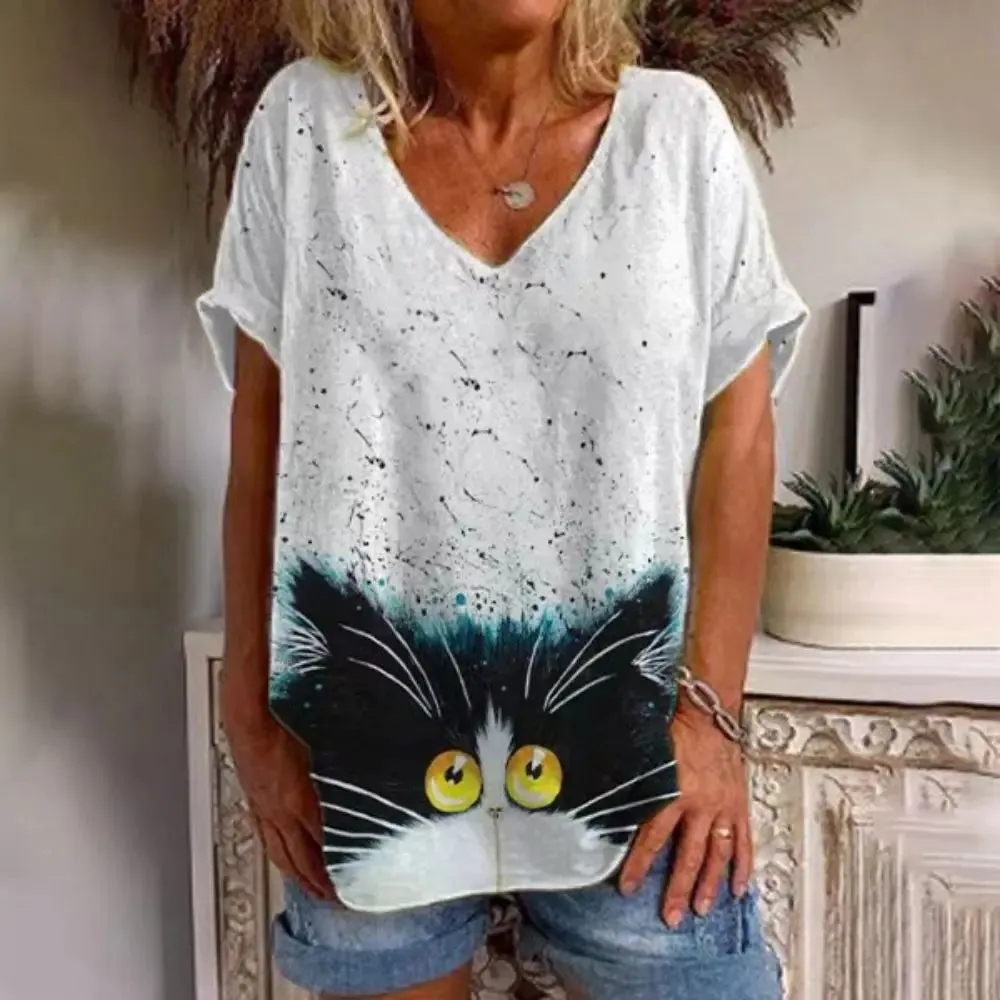 Retro Anime Cat Graphic Women's T-Shirt - Summer Streetwear Chic