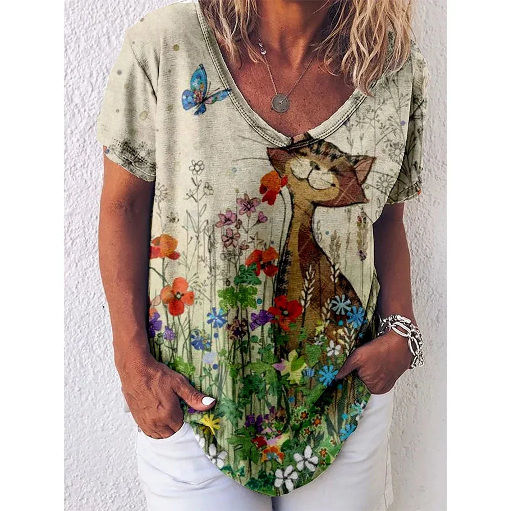 Retro Anime Cat Graphic Women's T-Shirt - Summer Streetwear Chic