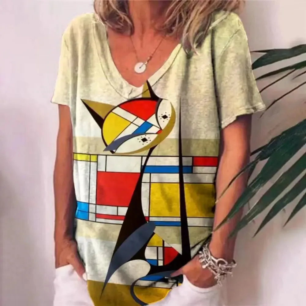 Retro Anime Cat Graphic Women's T-Shirt - Summer Streetwear Chic