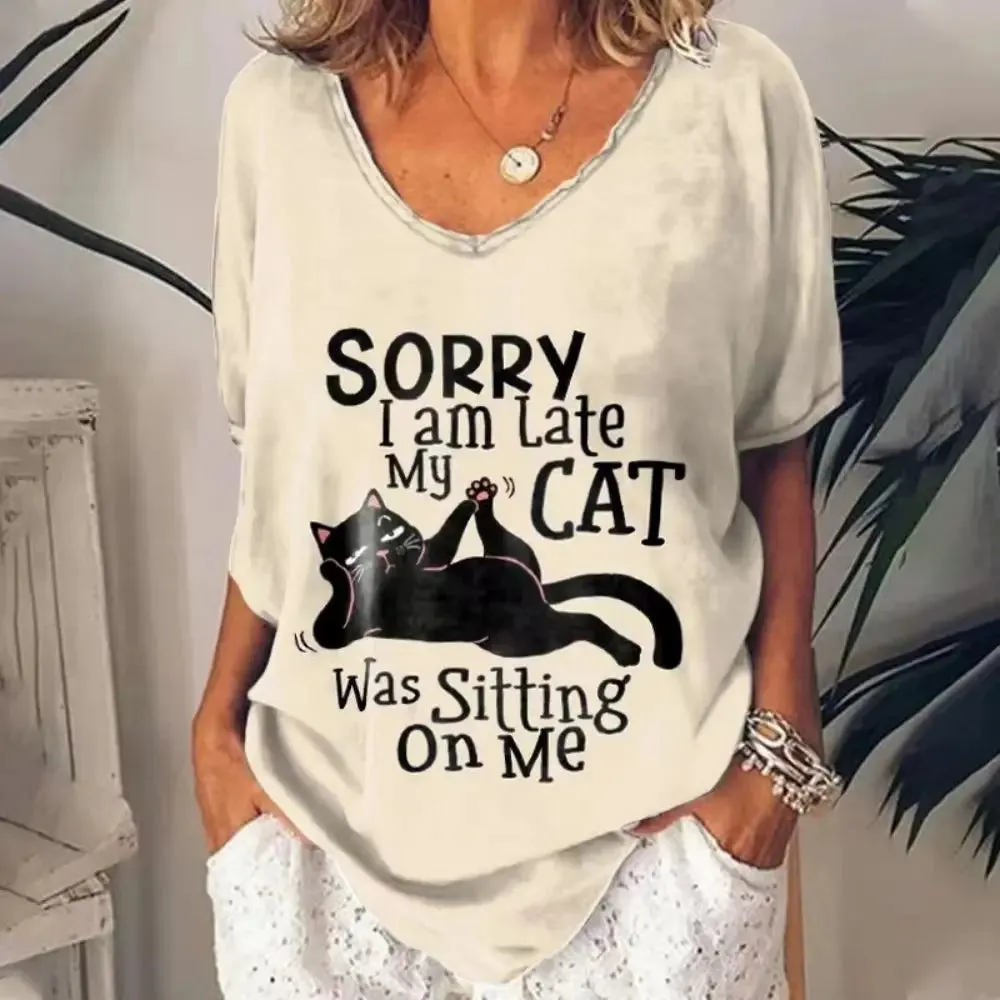 Retro Anime Cat Graphic Women's T-Shirt - Summer Streetwear Chic