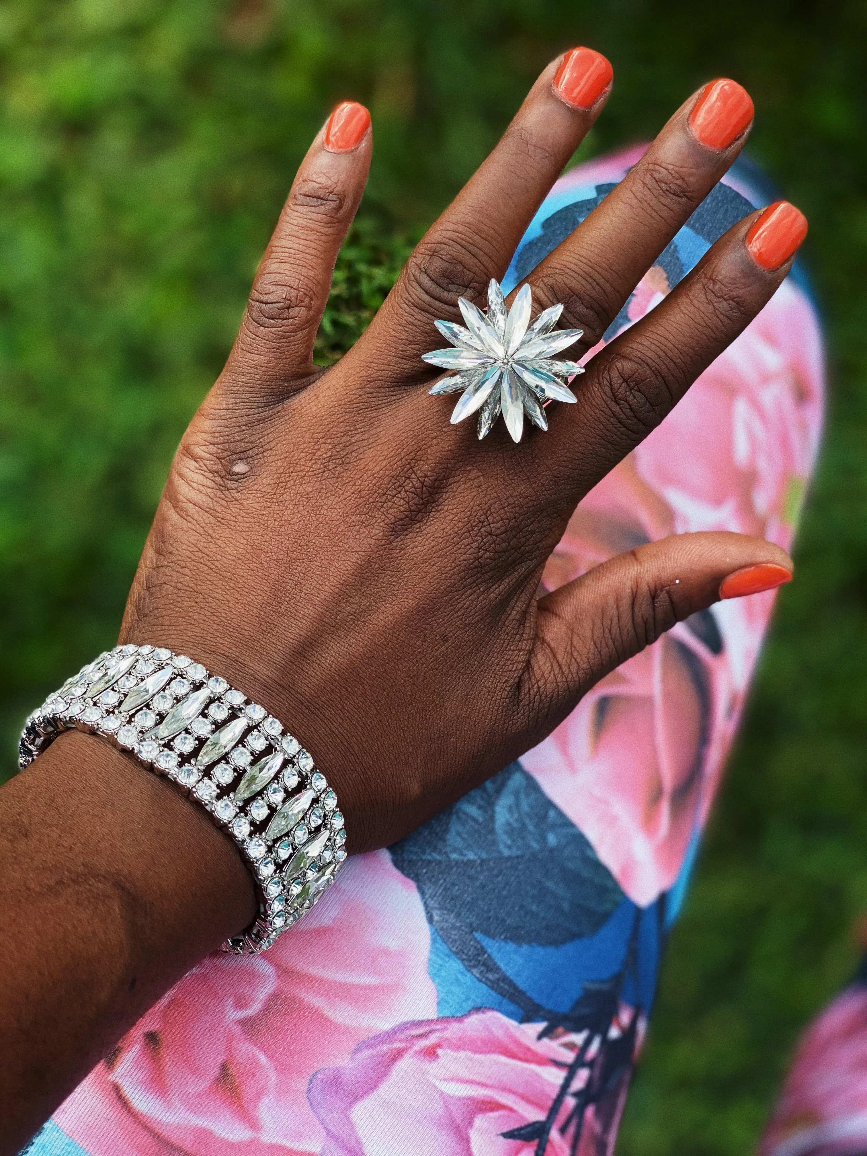 SOLE - clear silver floral rhinestone stretch ring