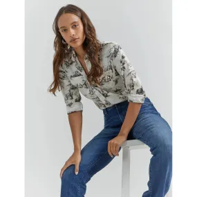 WOMEN'S WRANGLER BOLD BUCKING COWBOY WESTERN SNAP SHIRT IN BIRCH