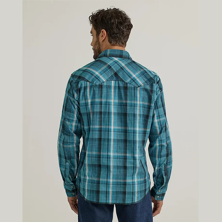 Wrangler® Men's Long Sleeve Western Shirt - Cerulean Plaid
